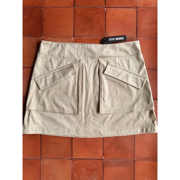 Steve Madden Dresses & Skirts - Sz 12 Steve Madden Cardona Microsuede Mini Utility Skirt In Oatmeal NWT